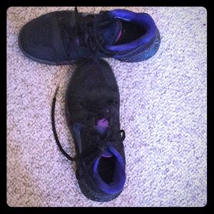 I am selling the best most comfy shoes ever!!!